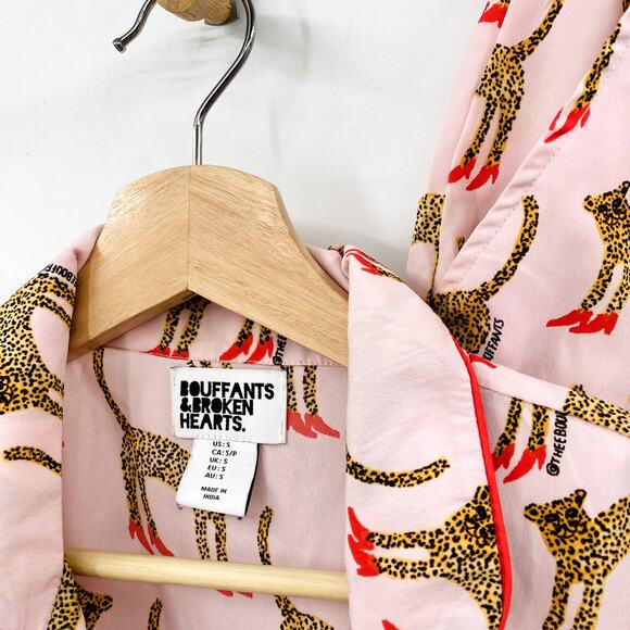 Bouffants & Broken Hearts Pink Animal Leopard Red Stilettos Print Pajama Set - Picture 2 of 6